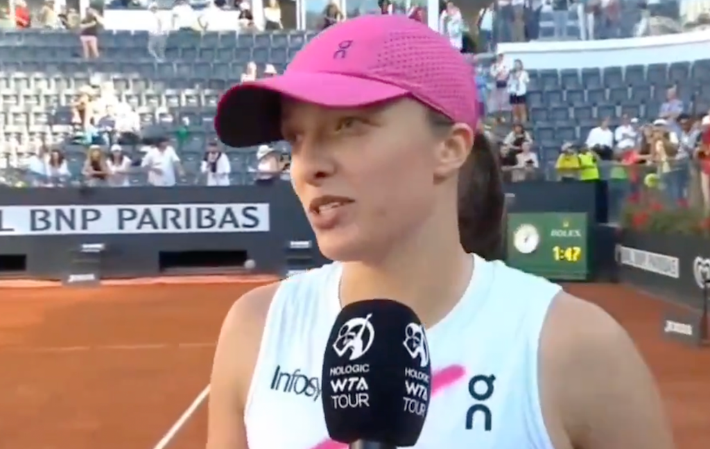 [VÍDEO] A curiosa resposta de Swiatek sobre se ela ia assistir à semifinal de Sabalenka
