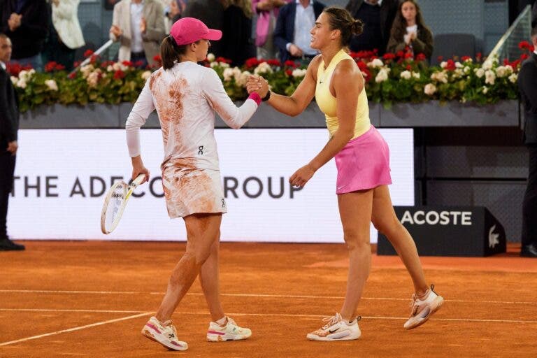 Swiatek e Sabalenka “combinaram” disputar final de Roland Garros após final de Roma