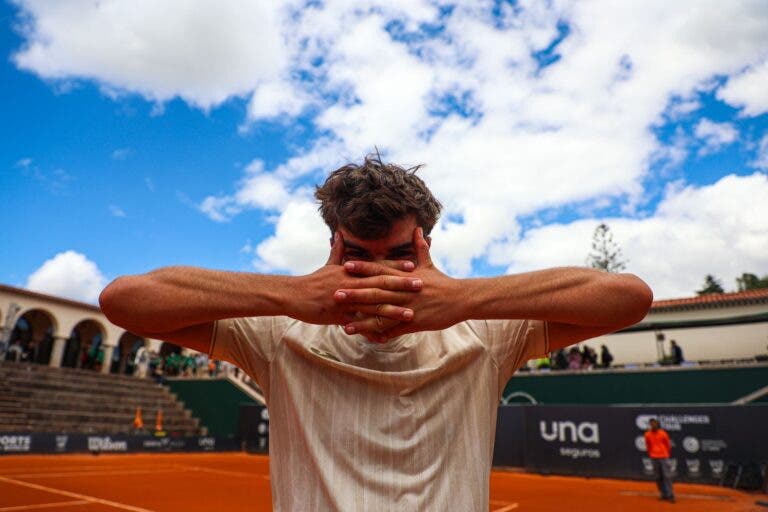 Jaime Faria e Pedro Araújo encabeçam portugueses que batem recordes pessoais no ranking da ATP