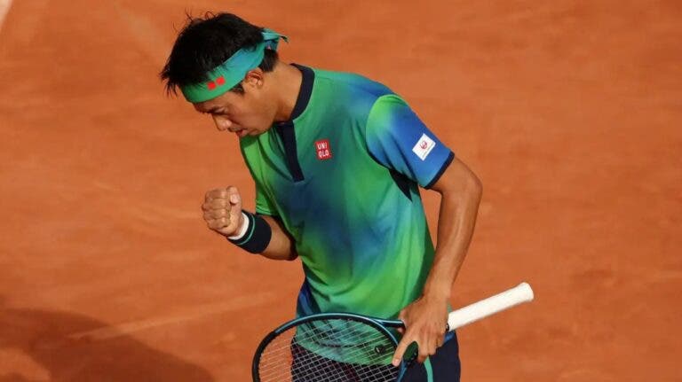 Nishikori retorna em Roland Garros com vitória dramática de cinco sets em 4h22