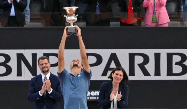 Zverev iguala títulos de Medvedev em Masters 1000 e sobe em lista histórica