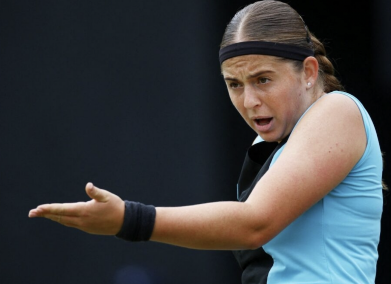 Ostapenko perde jogo com 34 duplas faltas após ter quatro match points