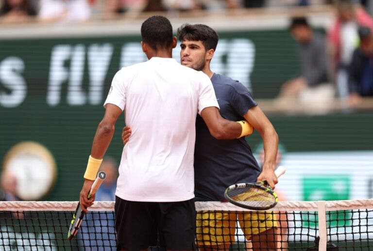 Auger-Aliassime lamenta lesão contra Alcaraz: “Dia para esquecer”