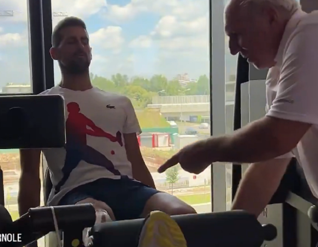 [VÍDEO] Djokovic mostra o trabalho duro para se recuperar da operação no joelho direito