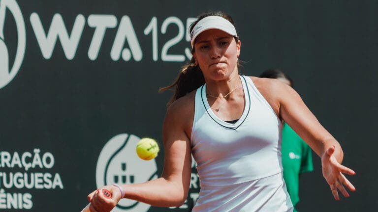 Francisca Jorge é derrotada por top 100 e cai em Wimbledon