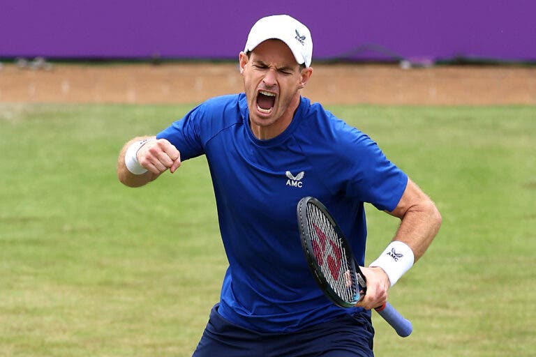 Andy Murray vence jogo 1000 da carreira rumo às oitavas em Queen’s