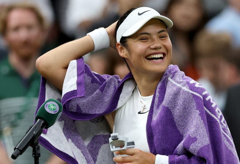 Raducanu brilha em Wimbledon: “Trabalhava dia após dia e não sabia quando ia dar frutos”