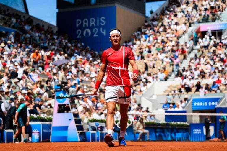 Ruud estreia com vitória fácil, Aliassime e Draper (venceu Nishikori) começam bem nos Jogos Olímpicos