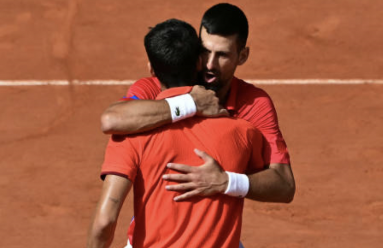 Nadal compartilha mensagens de apoio a Alcaraz e Djokovic após a final olímpica