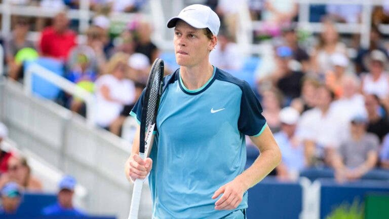 QUE BATALHA! Sinner sobrevive a Zverev em duelo de 3h08 rumo à final de Cincinnati