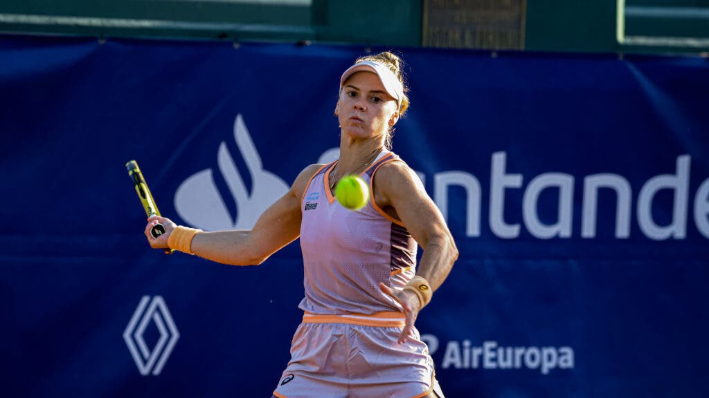 Laura Pigossi E Carol Meligeni Superam Estreia Na Argentina