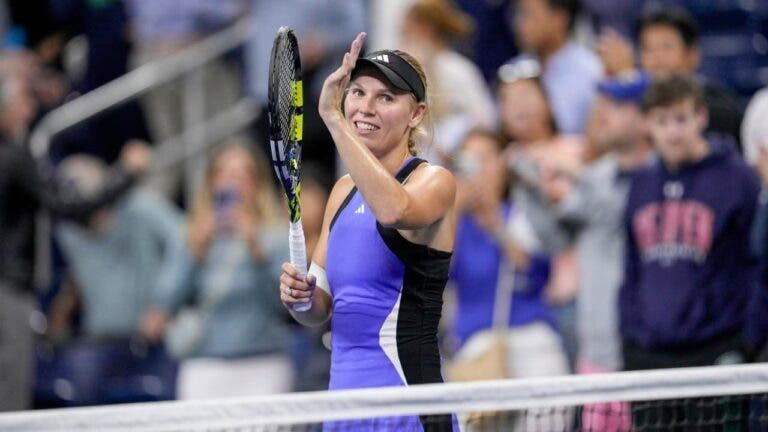 Wozniacki: “Tenho de encontrar equilíbrio para não me sentir culpada por deixar os meus filhos”