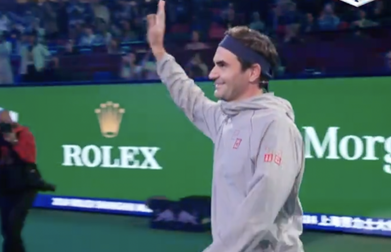 [VÍDEOS] Federer volta às quadras em Shanghai e sai… com mais um troféu