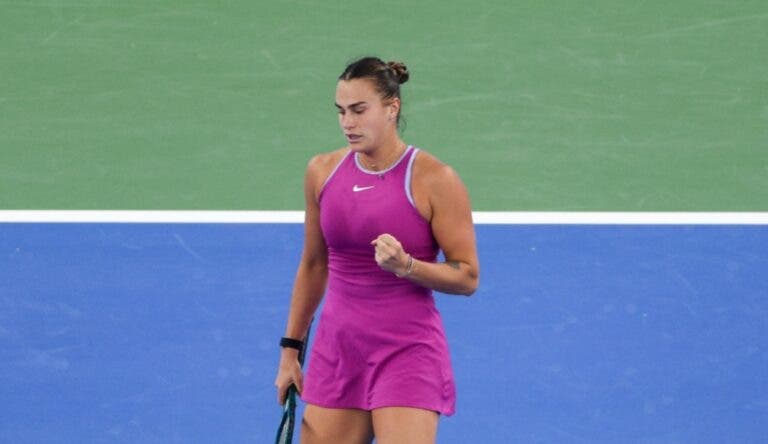 Sabalenka vira o que parecia perdido e bate Gauff rumo à final em Wuhan