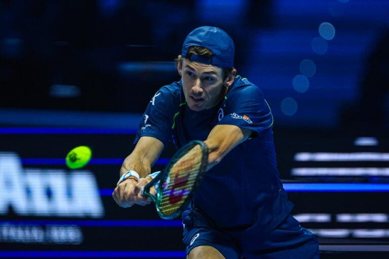 De Minaur se despede do ATP Finals: “Nunca entro em quadra se não for para dar 150%”