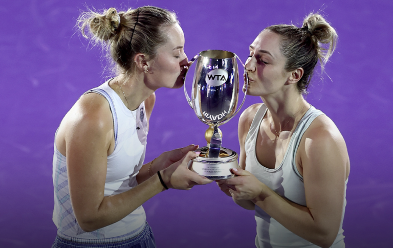 Dabrowski e Routliffe dominam o WTA Finals e levam prêmio milionário para casa