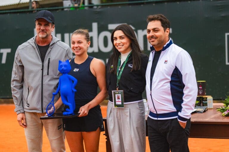 Chwalinska faz a dobradinha e é campeã do WTA 125 de Florianópolis