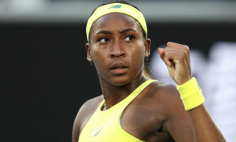 Gauff alcança 18 sets seguidos vencidos e arrasa rumo às oitavas do Australian Open