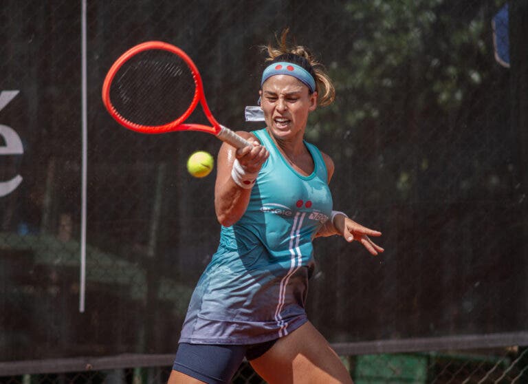 Carol Meligeni faz semi no primeiro torneio do ano em Buenos Aires