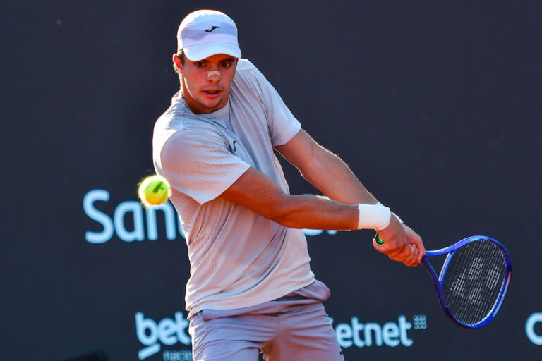 Jaime Faria desilude e encerra 2025 com uma derrota na 1.° ronda do Maia Open