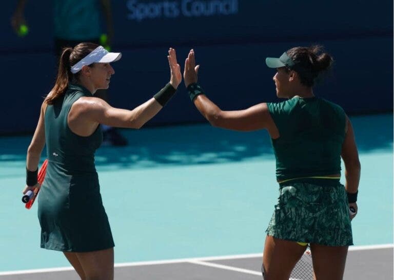 Luisa Stefani vence e avança às quartas de final nas duplas em Abu Dhabi
