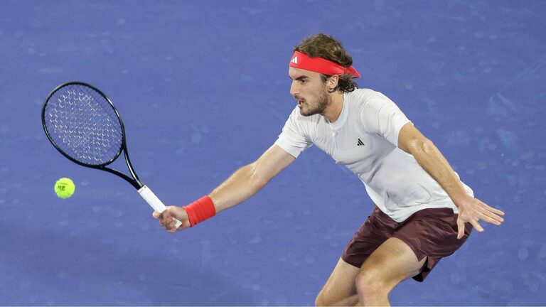 Tsitsipas faz mudança decisiva para 2026 com o objetivo de revitalizar a carreira