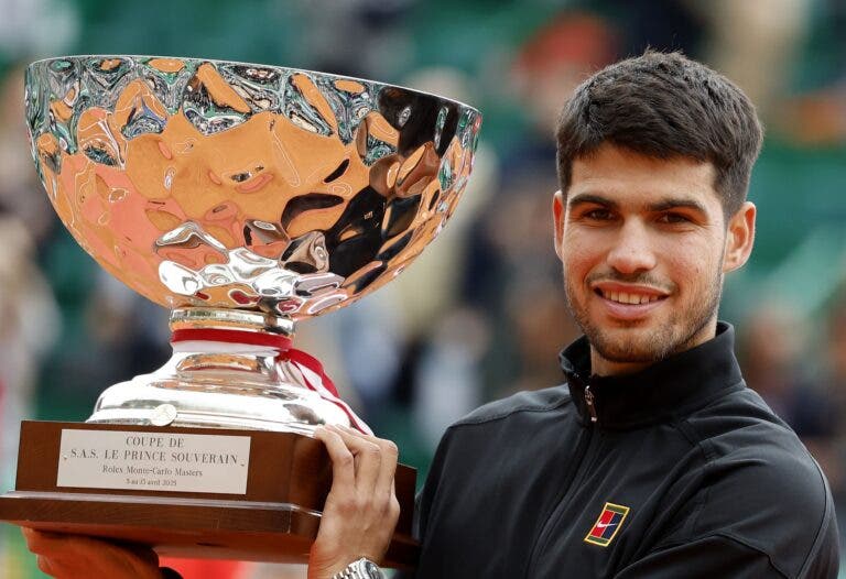 Alcaraz fica só atrás de Borg e Nadal em estatística impressionante no saibro