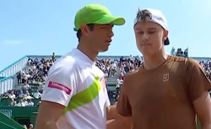 Borges se aproveita de retirada de Rune e estreia em Monte Carlo com maior vitória da carreira