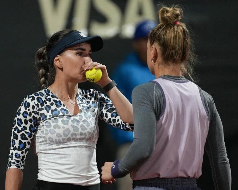 Laura Pigossi avança às semifinais de duplas no WTA de Bogotá