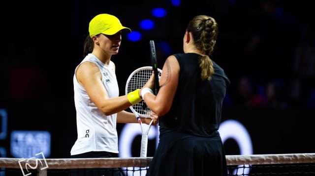 Swiatek questiona jornalista após nova derrota para Ostapenko: “Parecia irritada?”