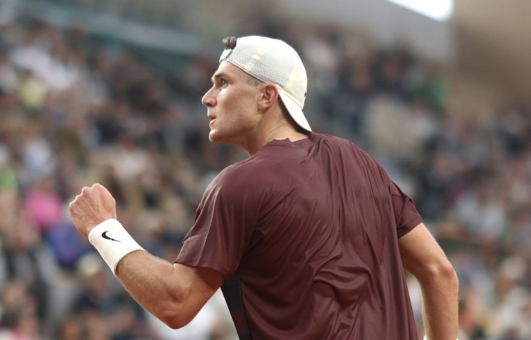 Draper e Rublev tomam susto, mas vencem na estreia de Roland Garros