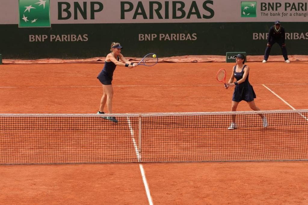 Luisa Stefani Timea Babos