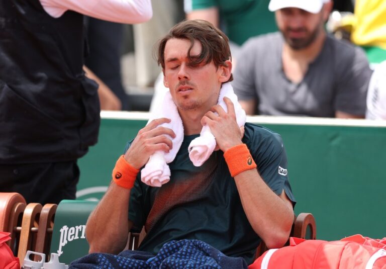 De Minaur critica o calendário após derrota dura em Paris: “Estou mentalmente esgotado”