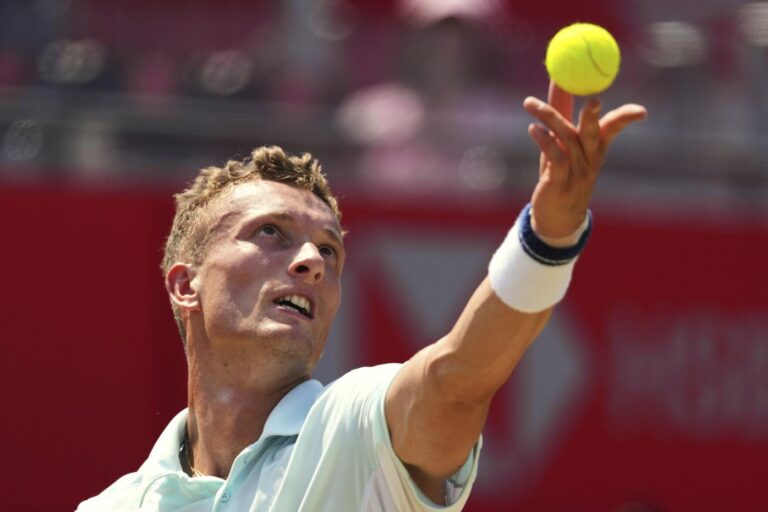 Lehecka estraga sonho de Draper no Queen’s Club e está na maior final da carreira