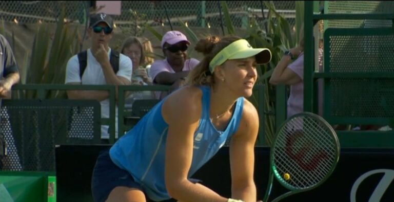 Em jogo duríssimo, Bia Haddad não aproveita favoritismo e cai na estreia em Nottingham