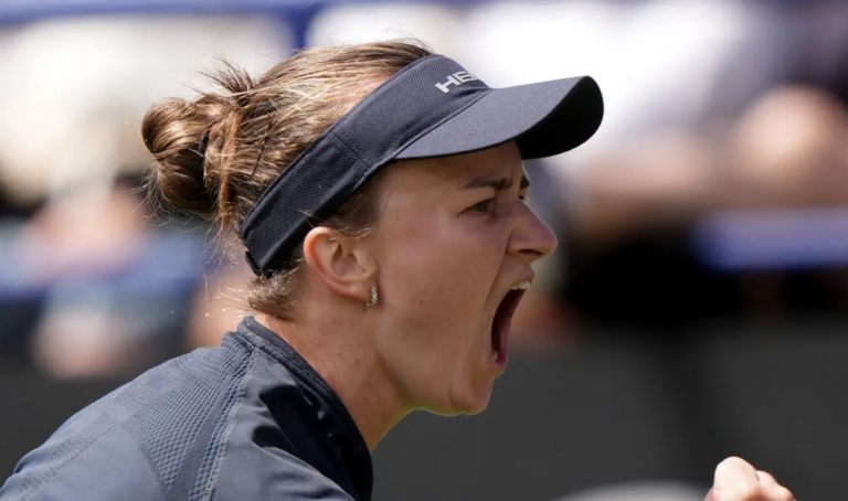 Krejcikova salva match points e volta às vitórias em Eastbourne