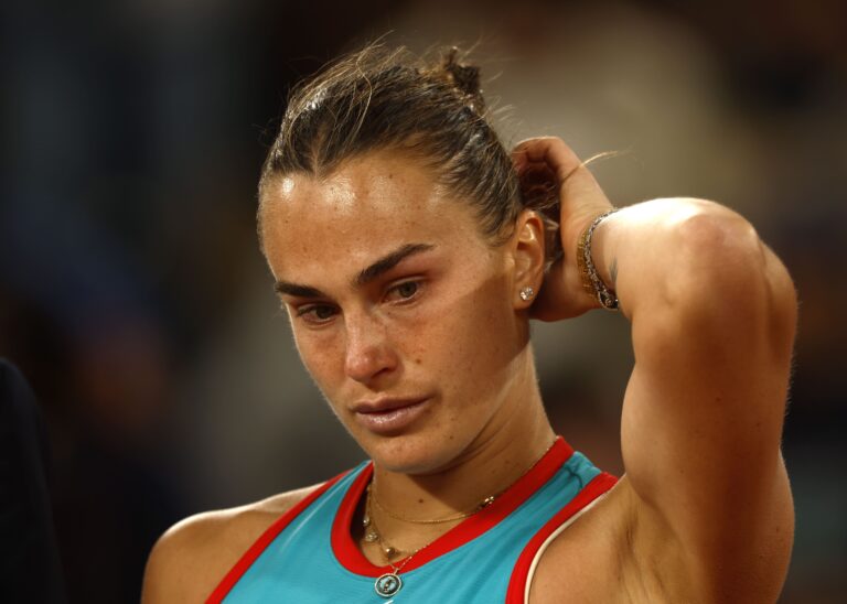 Sabalenka já tem plano para superar derrota: “Tenho voo para Mykonos… álcool e açúcar”