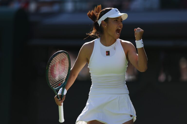 Raducanu não sabe se pode continuar com o mesmo treinador