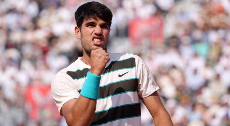 Alcaraz resiste a mais uma batalha épica contra Munar e chega à maior série de vitórias da carreira