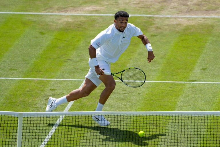 Fils não se recupera e fica fora de Wimbledon