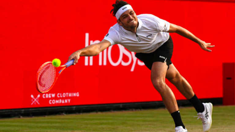 Fritz deixa fugir match point e cai na estreia no Queen’s Club