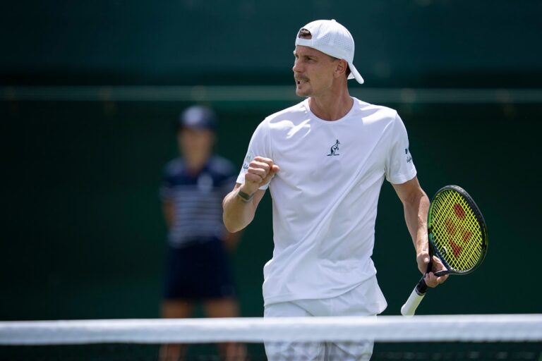 Fucsovics, Mannarino e Basilashvili estão a um passo da chave principal de Wimbledon