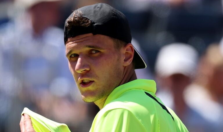 Mensik falha as Next Gen Finals e é substituído por Justin Engel