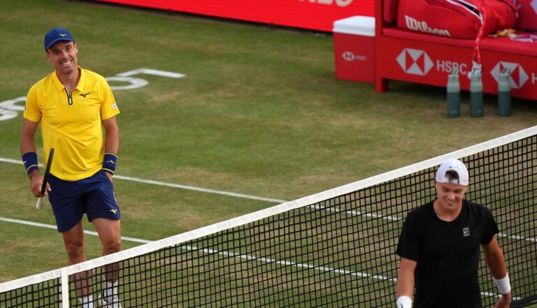 Bautista continua imparável em Londres e bate Rune rumo às semifinais