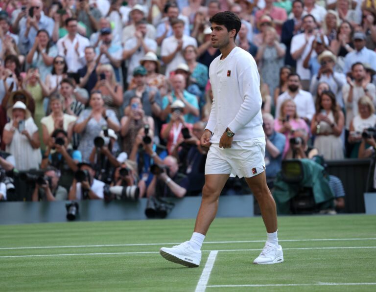 Alcaraz sai de cabeça erguida: “Não estou assim tão mal, estou feliz”