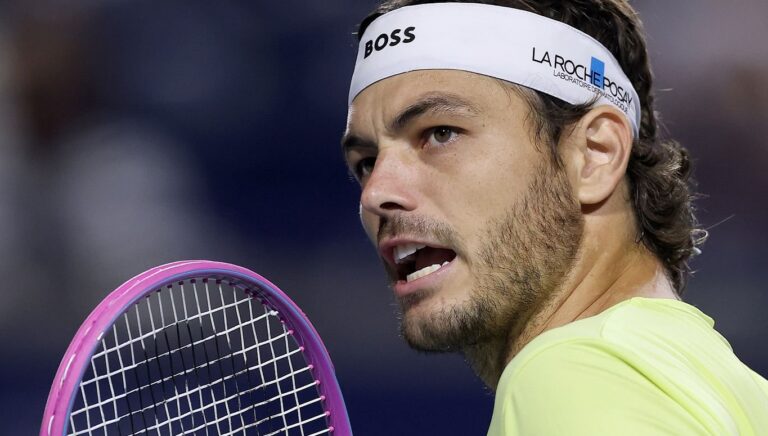 Fritz derrota Rublev e estreia nas semifinais de Toronto