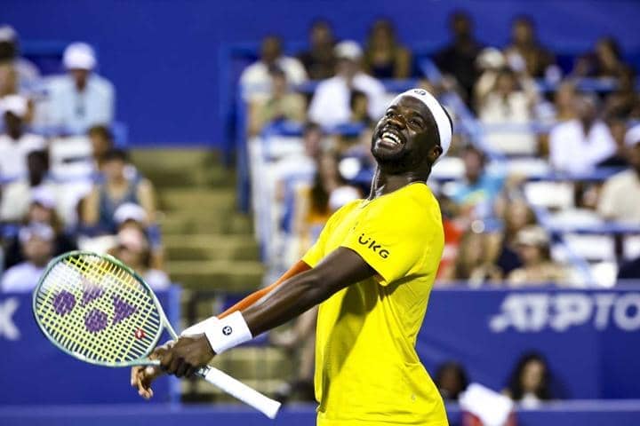 Tiafoe arrasa Cobolli e avança para as quartas em Washington pela quarta vez seguida