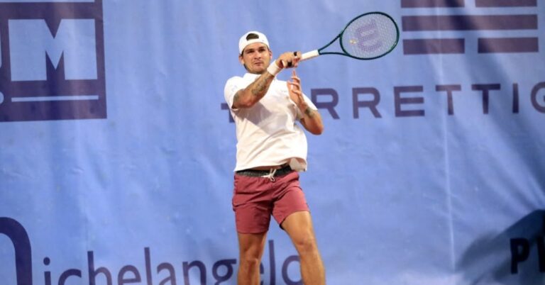 Thiago Wild vence suíço em batalha de quase três horas e avança à final em Modena