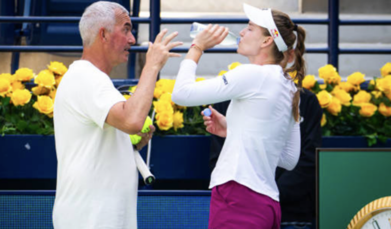 Sanguinetti revela o objetivo para Rybakina até o fim da temporada