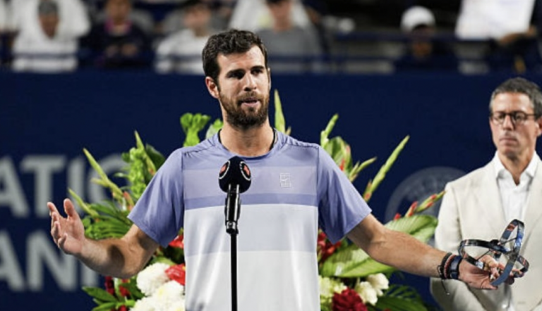 Khachanov elogia Shelton: “O jogo dele é muito imprevisível”